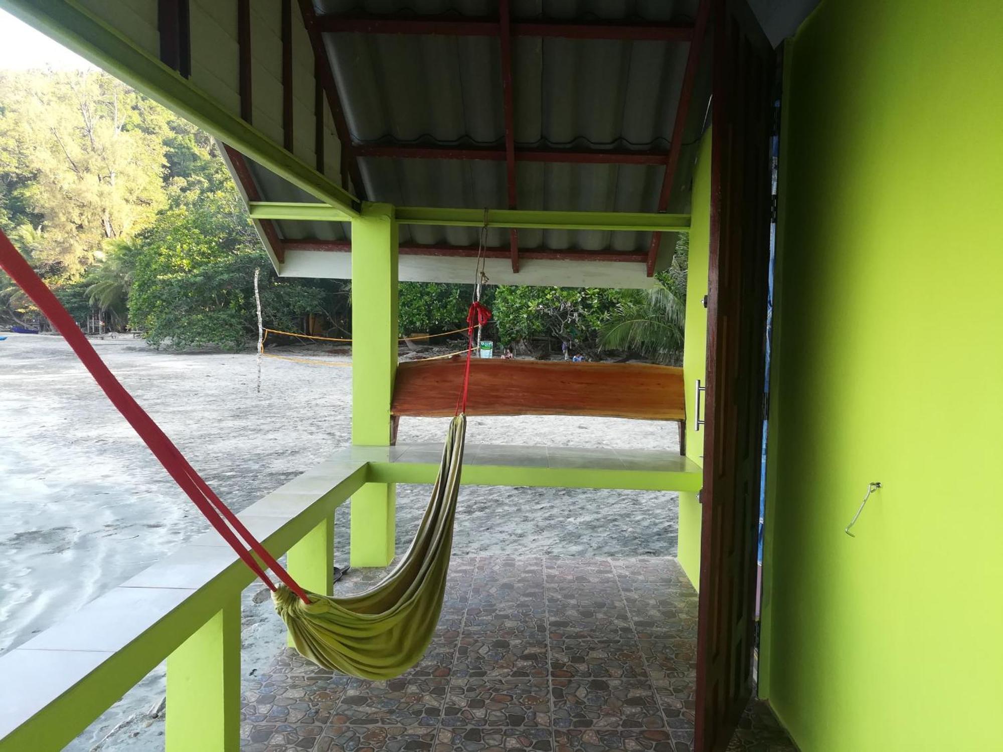 Lae Tawan Bungalow Koh Chang Ranong Room photo